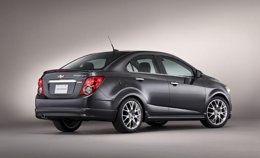  Chevrolet Sonic Dusk 2013 года  (фото 3 из 3)
